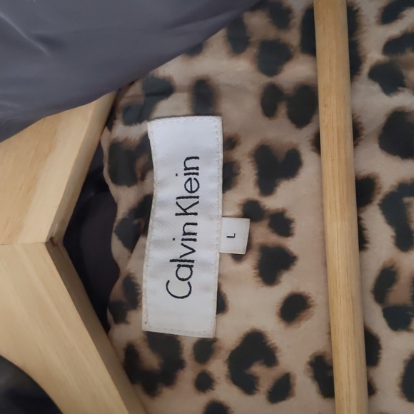 Calvin Klein down jacket - Picture 8 of 9